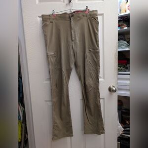 Men's Wrangler Tan Pants - Size 40x32